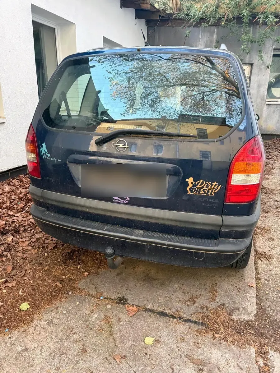 Gebraucht Opel Zafira 101 PS (74 kW) 2002 Blau Van / Kleinbus