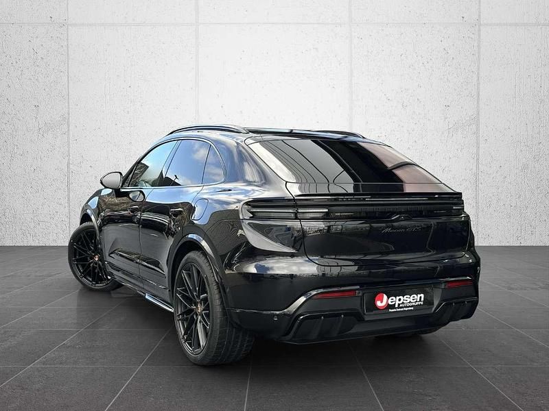 Gebraucht Porsche Macan GTS 419 kW (571 PS) 2026 Schwarz SUV