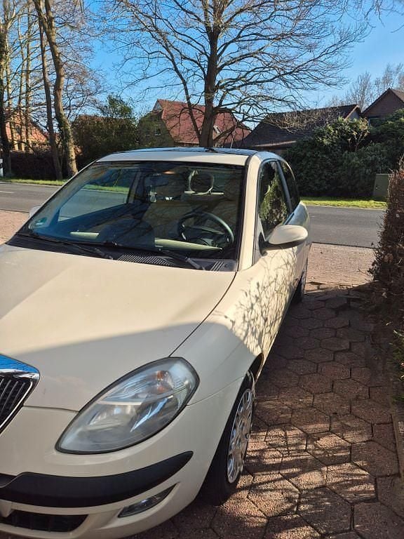Beige Gebraucht 2004 Lancia Ypsilon Kleinwagen | 1.250 € (Guter Preis) - Bild 1/4