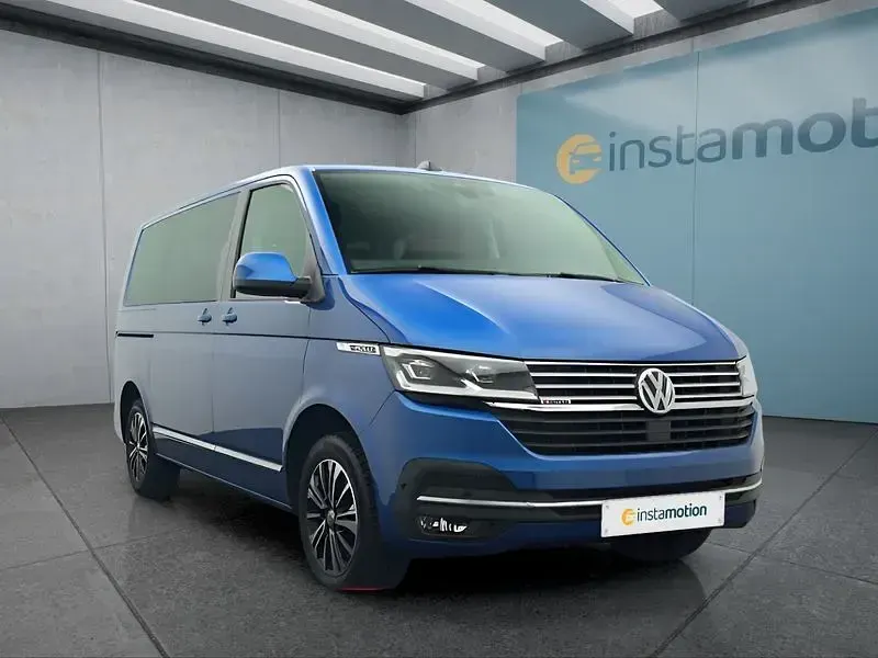 Gebraucht VW Multivan 204 PS (150 kW) 2024 Blau Van / Kleinbus