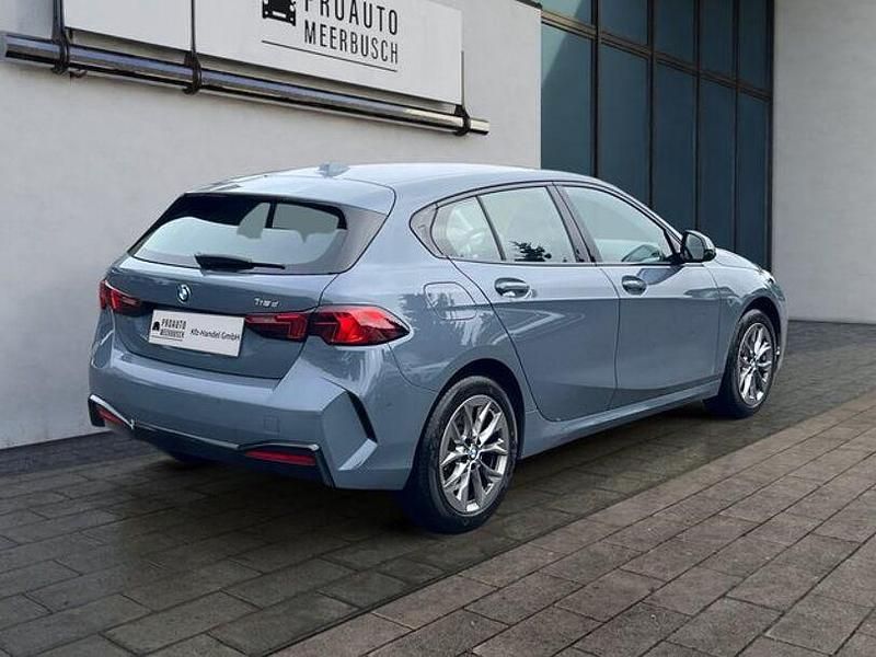 Gebraucht BMW 118 Performance 150 PS (110 kW) 2024 Storm bay Kleinwagen