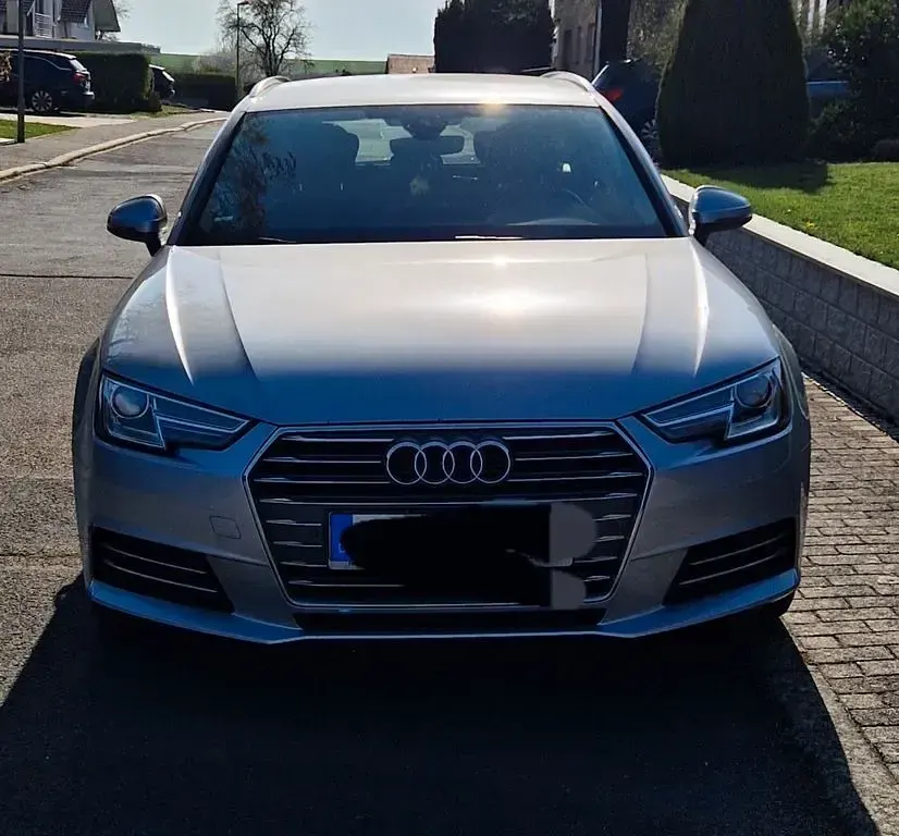 Second-hand Audi A4 190 CP (139 kW) 2016 Argintiu Break