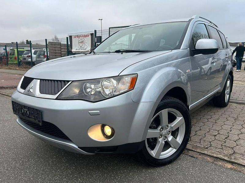 Gebraucht Mitsubishi Outlander Invite 140 PS (102 kW) 2010 Grau SUV
