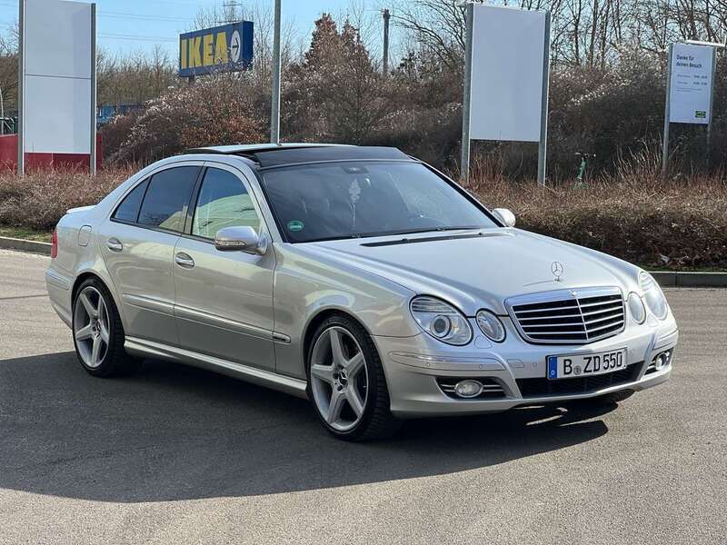 Gebraucht 2006 Mercedes E500 Avantgarde Limousine | 18.500 € - Bild 1/4