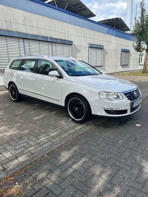 Gebraucht VW Passat Comfortline 143 PS (105 kW) 2010 Limousine