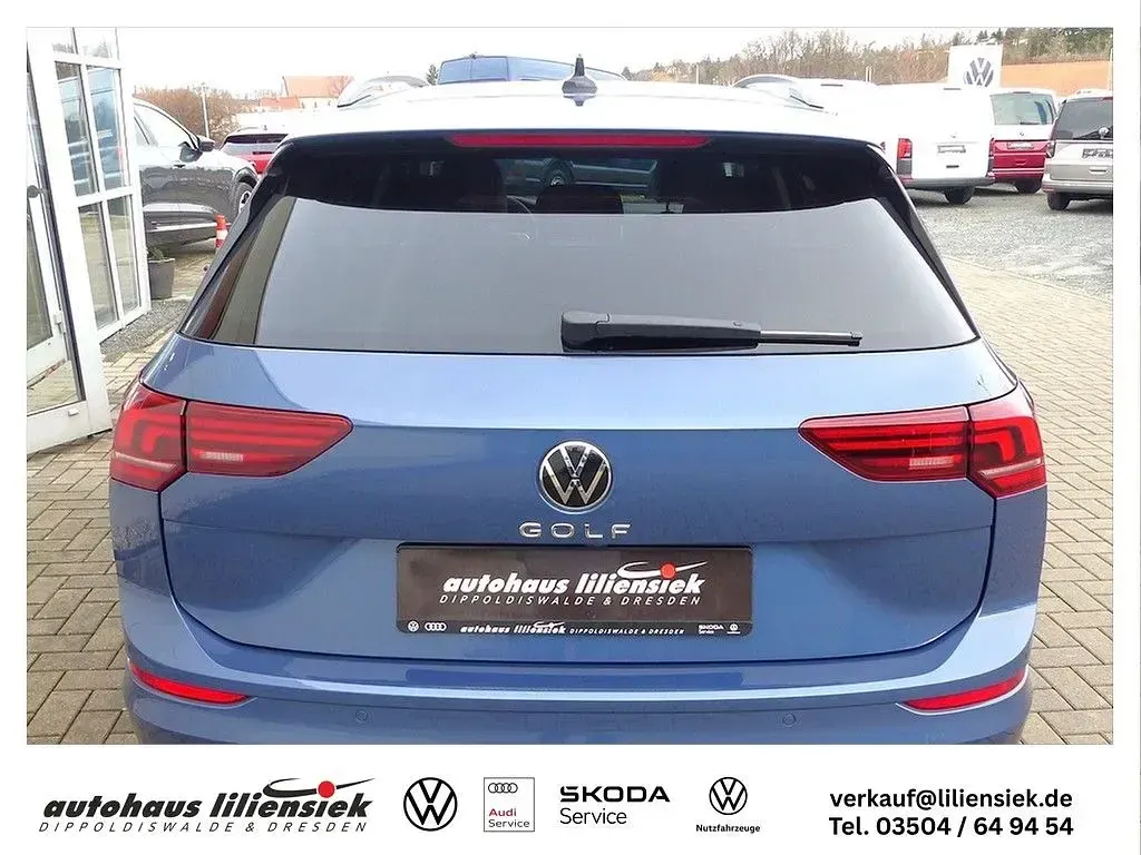 Gebraucht VW Golf VIII Goal 150 PS (110 kW) 2025 Blau Kombi