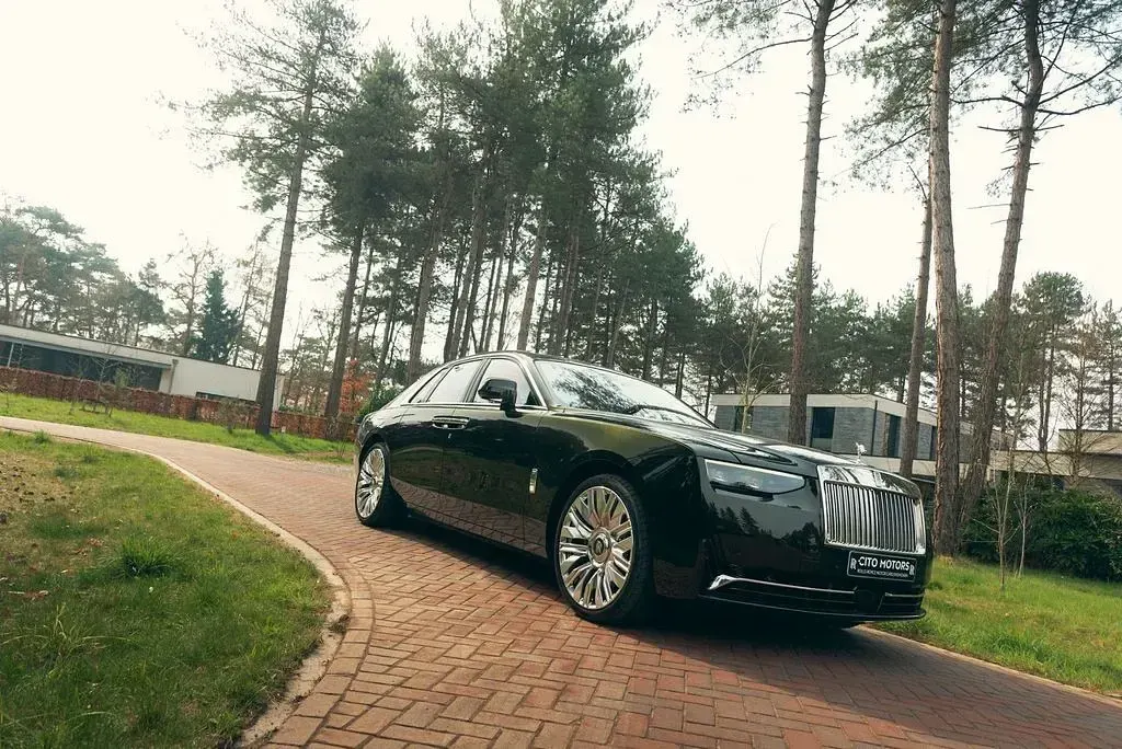 Neu Rolls Royce Ghost 544 PS (400 kW) 2026 Grün Limousine