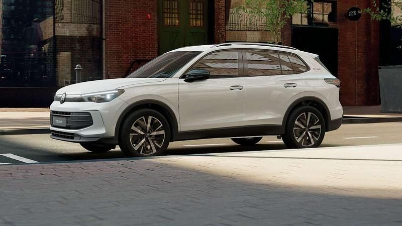 Neu VW Tiguan Life 150 PS (110 kW) 2026 Pure white SUV