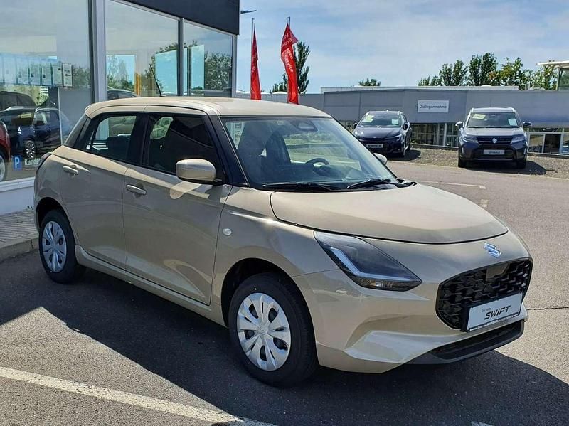 Neu Suzuki Swift Club 83 PS (61 kW) 2025 Caravan ivory Kleinwagen