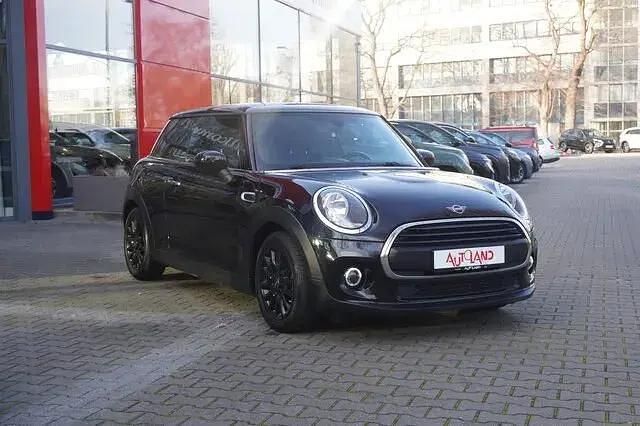Usata Mini ONE 102 CV (75 kW) 2019 Nero Utilitaria