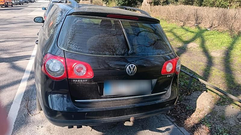 Gebraucht VW Passat 105 PS (77 kW) 2007 Schwarz Kombi