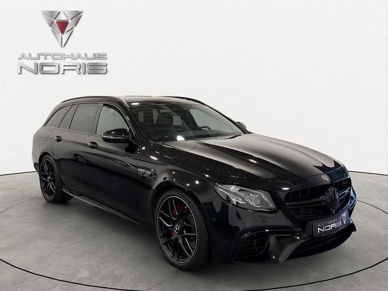 Schwarz Gebraucht 2020 Mercedes E63 AMG AMG Limousine | 68.490 € (Superpreis) - Bild 1/4