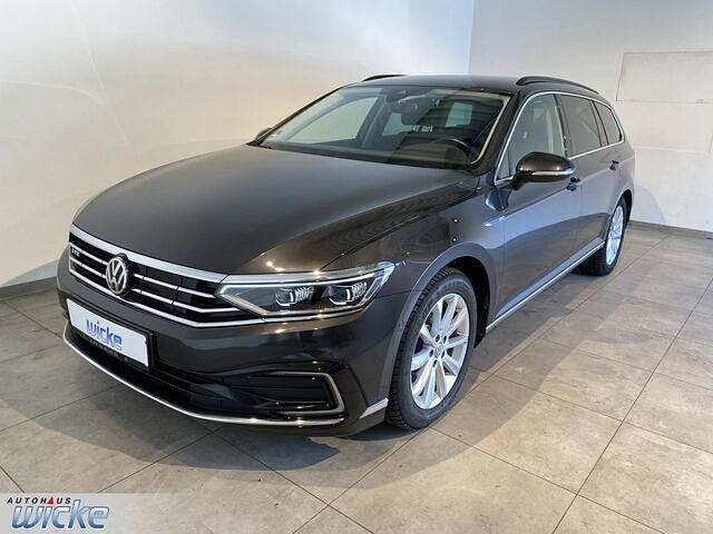 Gebraucht VW Passat GTE 156 PS (114 kW) 2020 Mangangrau (grey), metallic Kombi