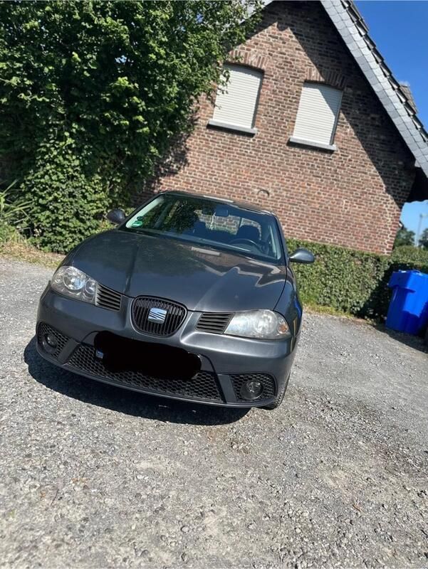 Grau Gebraucht 2007 Seat Ibiza Comfort Kleinwagen | 2.460 € (Fairer Preis) - Bild 1/4