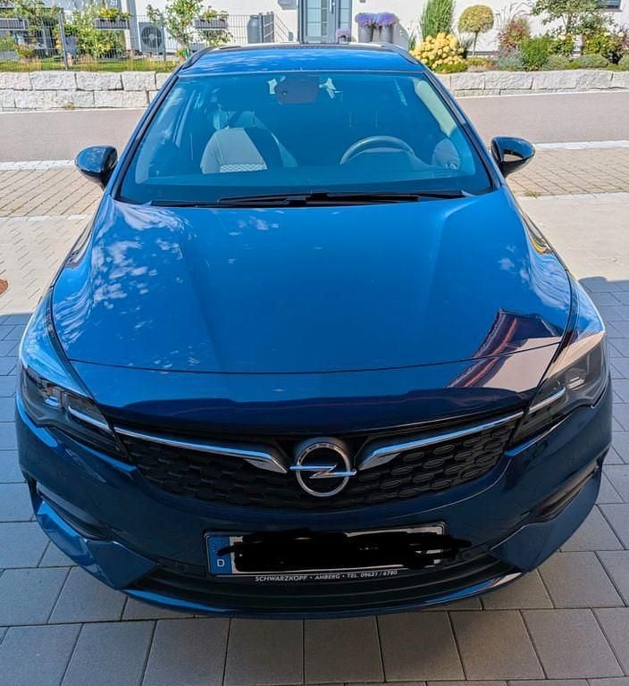 Blau Gebraucht 2022 Opel Astra Edition Kombi | 12.490 € (Superpreis) - Bild 1/4