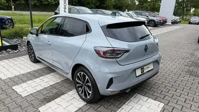 Gebraucht Renault Clio Techno 91 PS (66 kW) 2025 Grau Kleinwagen