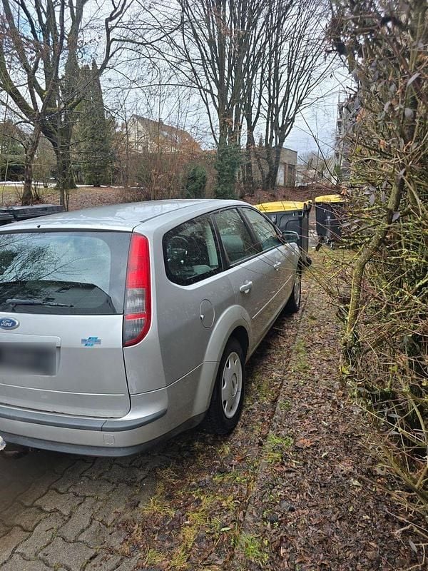 Gebraucht Ford Focus 101 PS (74 kW) 2007 Silber Kombi