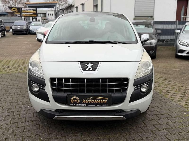 Lack weiss perlglänzend Gebraucht 2012 Peugeot 3008 Allure SUV | 8.999 € (Fairer Preis) - Bild 1/4