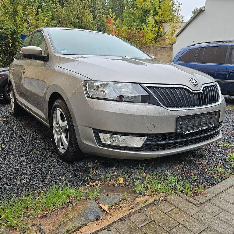 Beige Gebraucht 2015 Skoda Rapid Active Limousine | 8.999 € (Fairer Preis) - Bild 1/4
