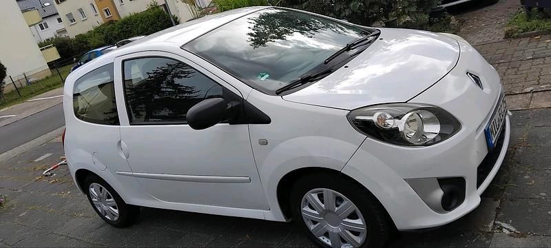 Weiß Gebraucht 2011 Renault Twingo Kleinwagen | 1.990 € (Superpreis) - Bild 1/4