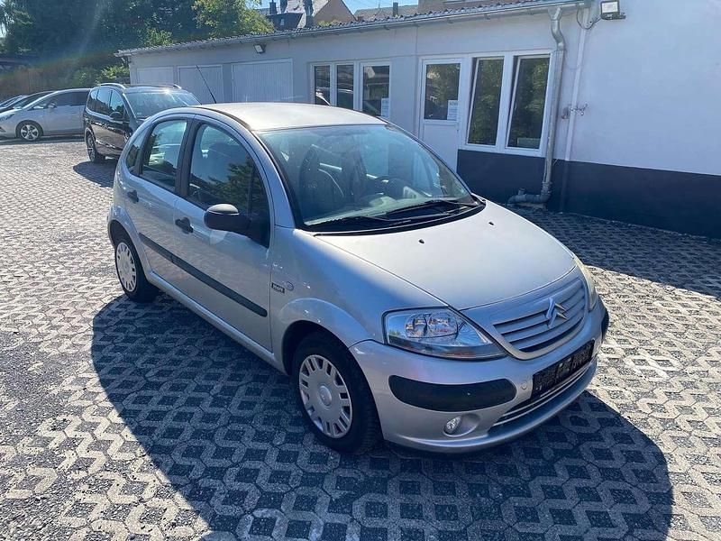 Silber Gebraucht 2003 Citroën C3 Exclusive Kleinwagen | 2.600 € (Fairer Preis) - Bild 1/4