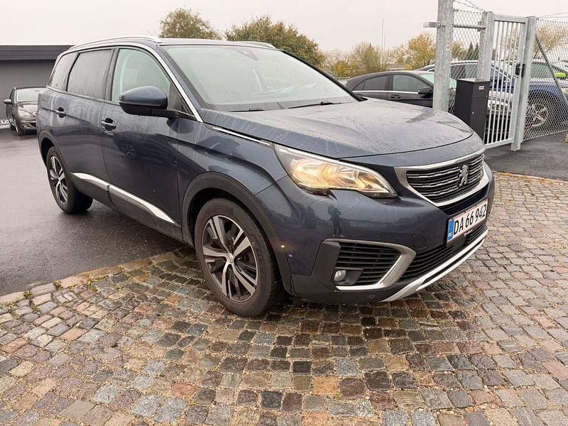 Gebraucht Peugeot 5008 Allure 131 PS (96 kW) 2017 Blau Van / Kleinbus