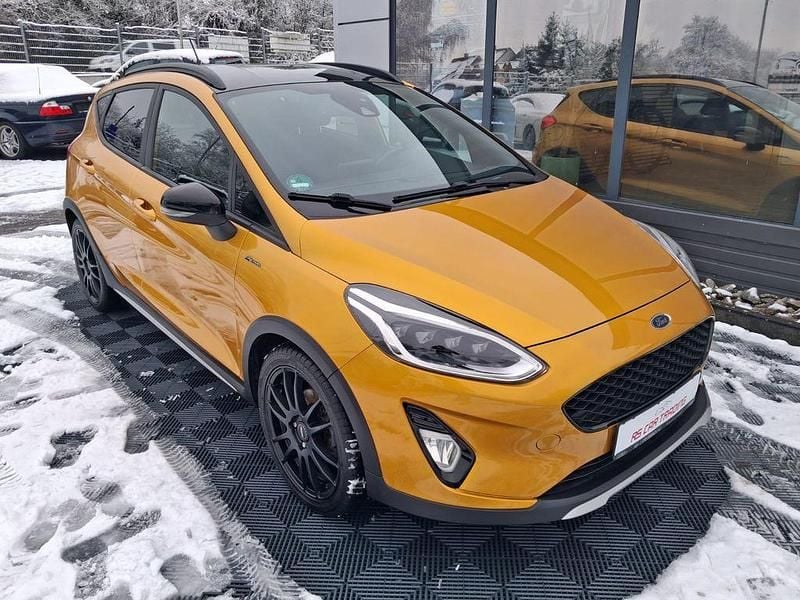 Gebraucht Ford Fiesta Active 140 PS (102 kW) 2018 Gold Limousine