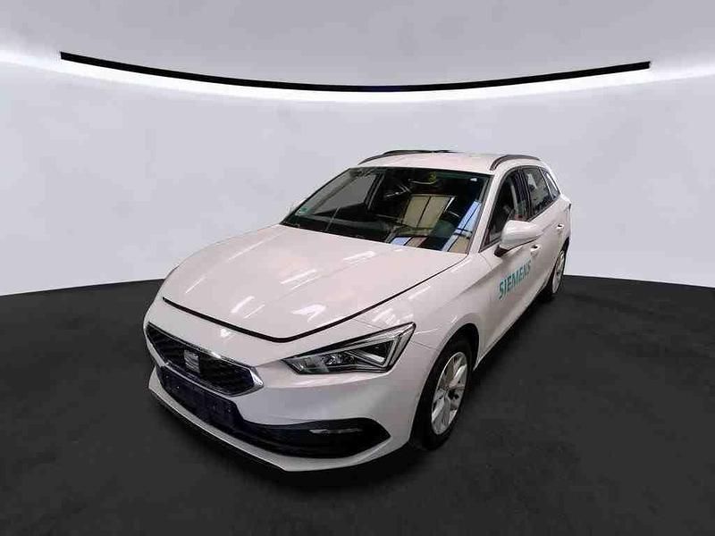 Weiß Gebraucht 2022 Seat Leon Style Kombi | 19.990 € (Guter Preis) - Bild 1/4