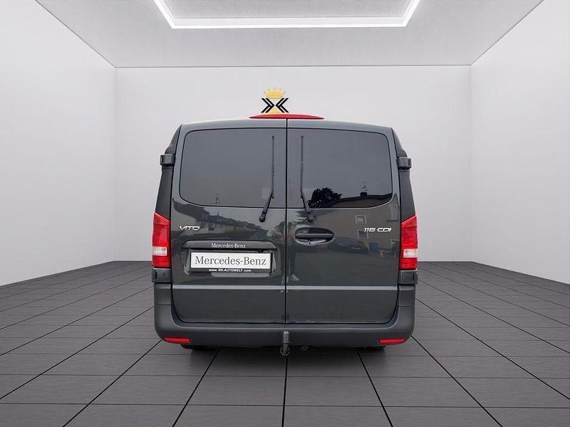 Gebraucht Mercedes Vito 163 PS (119 kW) 2019 Grau Van