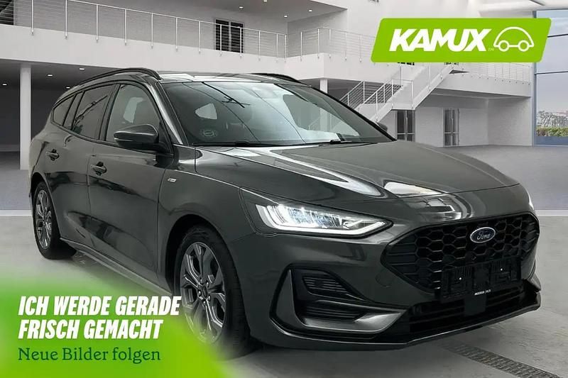 Silber / grau Gebraucht 2023 Ford Focus Kombi | 21.900 € (Superpreis) - Bild 1/4