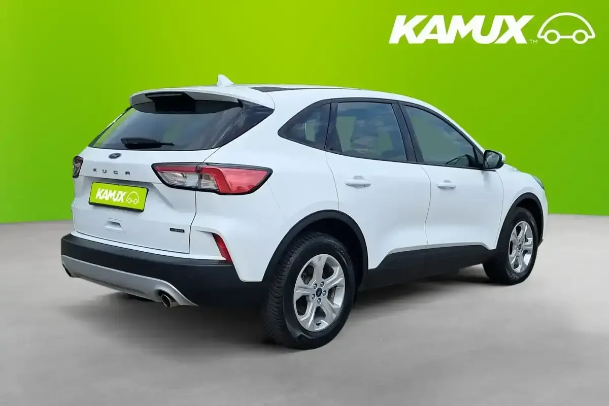 Gebraucht Ford Kuga Cool & Connect 224 PS (164 kW) 2022 Weiß SUV