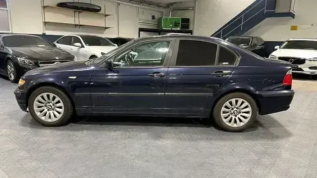 Käytetty Mini ONE 68 HP (50 kW) 2003 Sininen Viistoperä