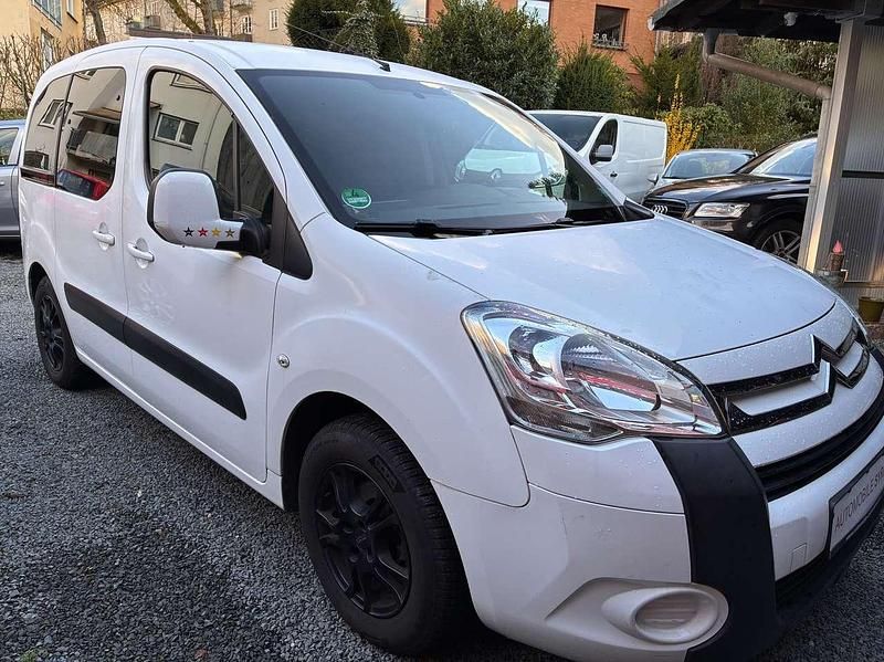 Gebraucht Citroën Berlingo 98 PS (72 kW) 2011 Weiß Van / Kleinbus
