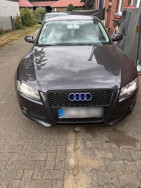 Beige Gebraucht 2010 Audi A5 Coupé | 4.000 € (Superpreis) - Bild 1/4