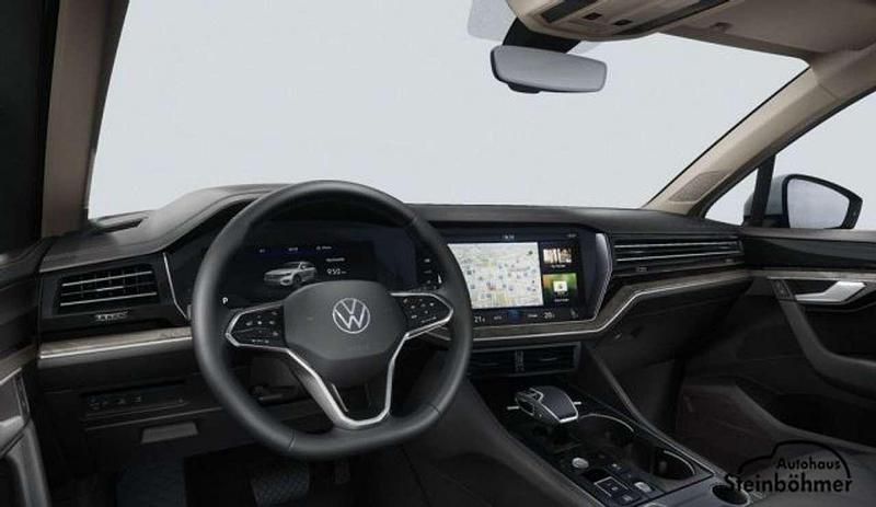 Neu VW Touareg Elegance 231 PS (169 kW) 2025 Pure white SUV