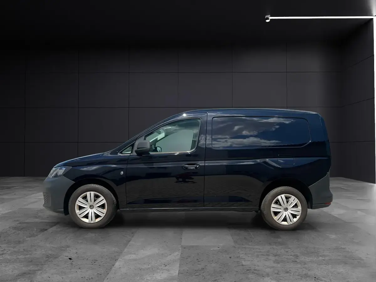 Gebraucht VW Caddy 114 PS (83 kW) 2023 Deep black perleffekt Van / Kleinbus