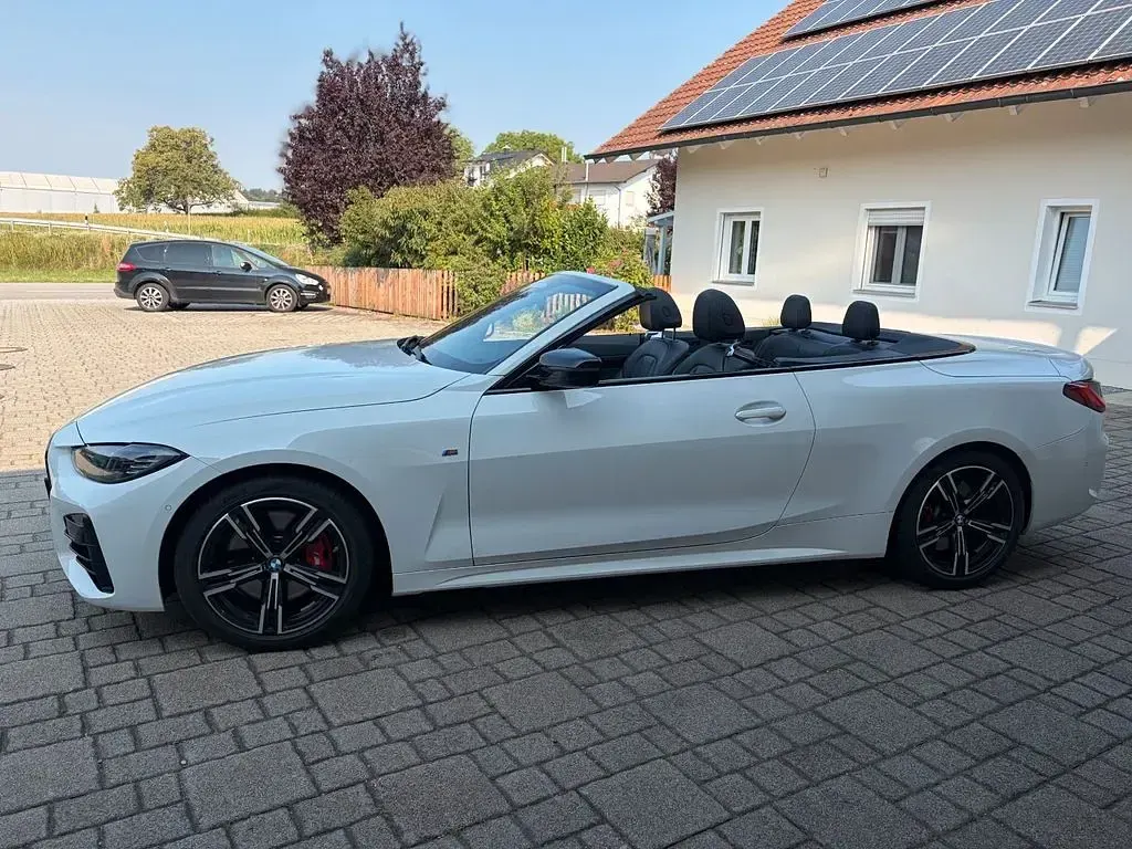 Gebraucht BMW M440 M Sport 374 PS (275 kW) 2023 Weiß Cabrio