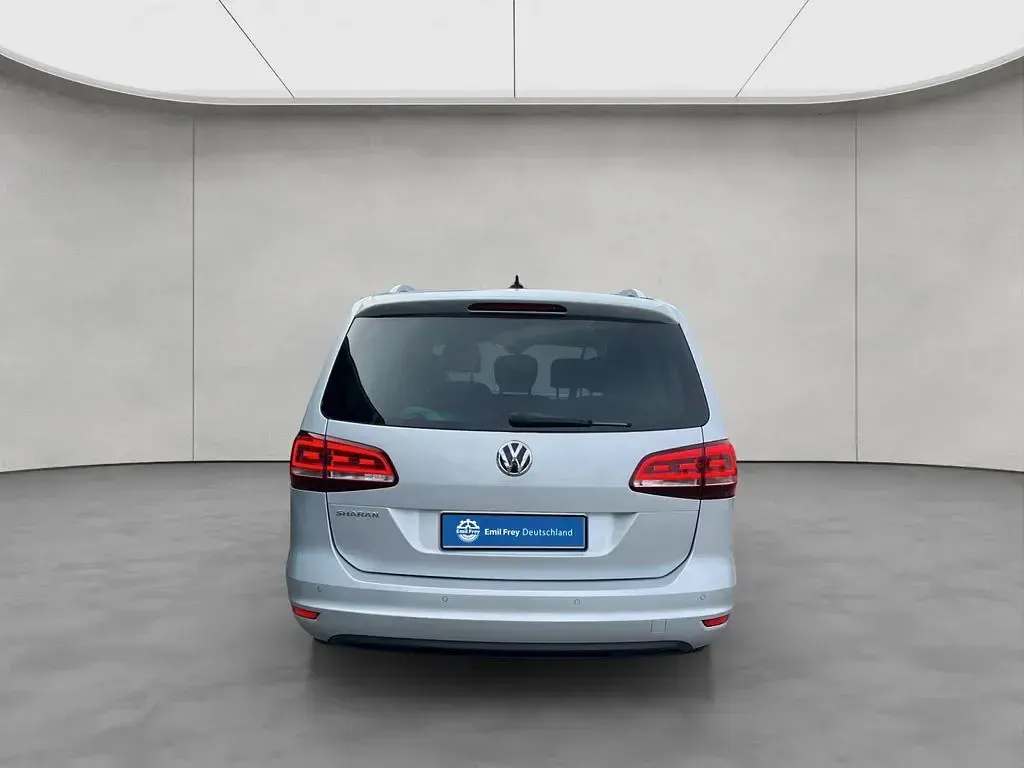 Gebraucht VW Sharan Highline 150 PS (110 kW) 2021 Silber Van / Kleinbus