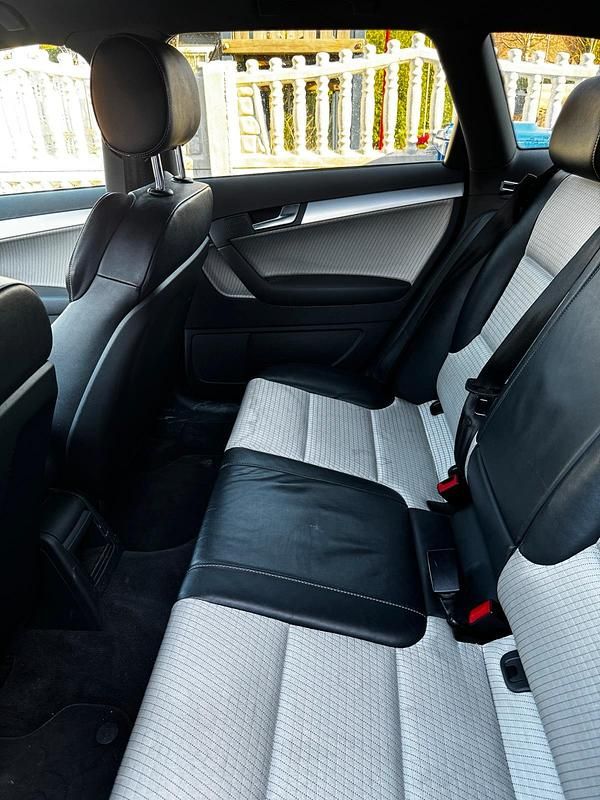 Second-hand Audi A3 S-Line 125 CP (91 kW) 2012 Negru Hatchback