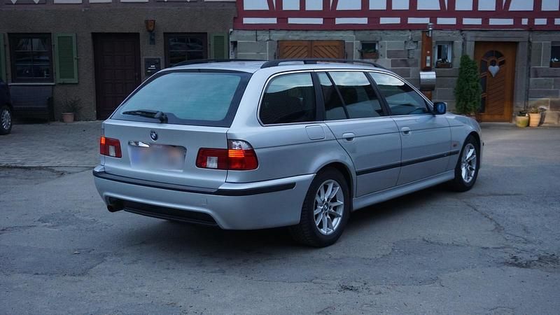 Usata BMW 530 231 CV (169 kW) 2000 Argento Station wagon