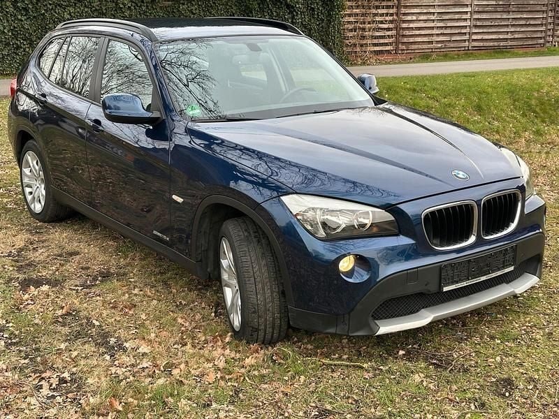 Gebraucht BMW X1 143 PS (105 kW) 2011 Blau SUV