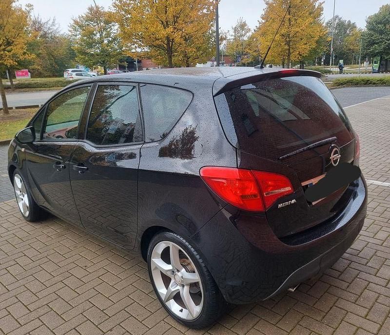 Gebraucht Opel Meriva Edition 140 PS (102 kW) 2010 Schwarz Van / Kleinbus