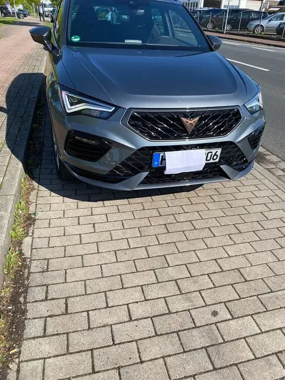 Second-hand Cupra Ateca 150 CP (110 kW) 2024 Maro SUV