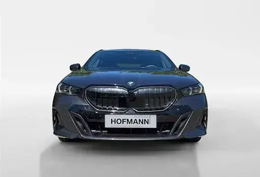 Gebraucht BMW 520 Comfort Edition 197 PS (144 kW) 2025 Grau Kombi