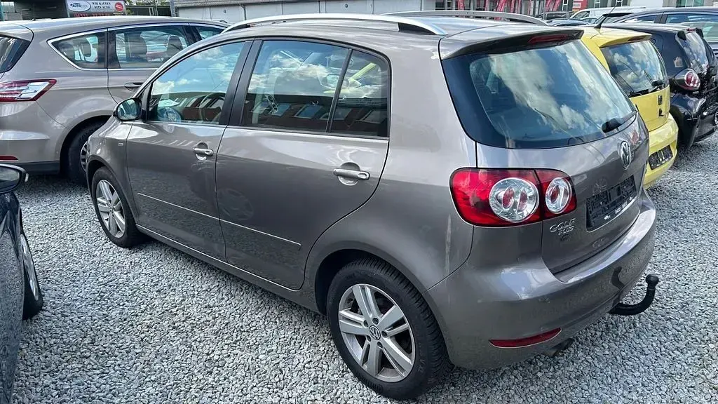 Gebraucht VW Golf Plus Cross Match 122 PS (89 kW) 2012 Braun Van / Kleinbus