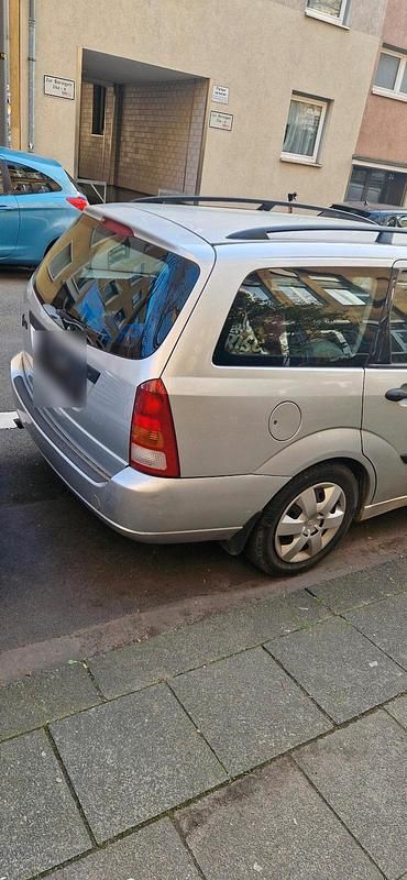 Used Ford Focus Ambiente 75 HP (55 kW) 2000 Silver Estate