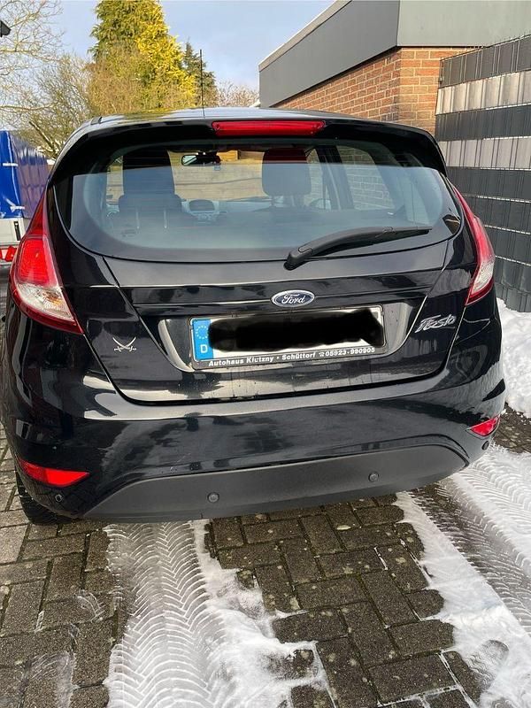 Gebraucht Ford Fiesta SYNC Edition 80 PS (58 kW) 2015 Schwarz Kleinwagen