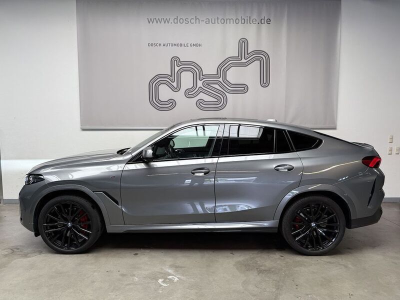 Skyscraper grau Gebraucht 2024 BMW X6 M Sport SUV | 81.890 € (Guter Preis) - Bild 1/4