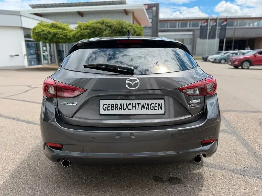 Gebraucht Mazda 3 Exclusive-Line 120 PS (88 kW) 2019 Grau Limousine
