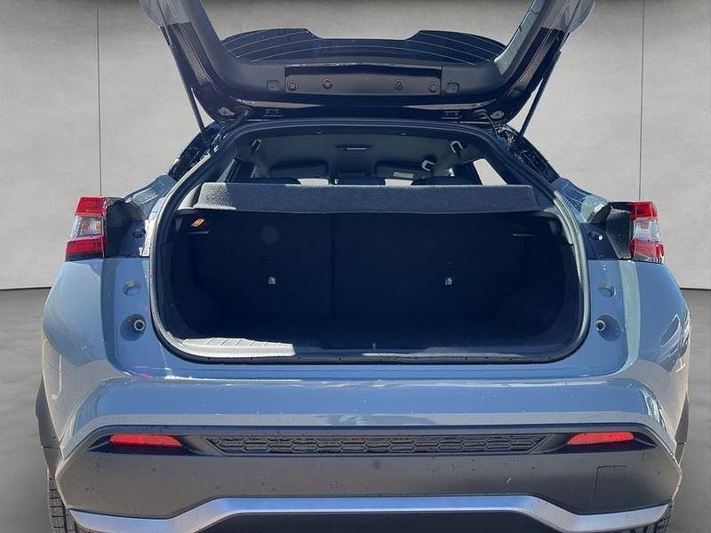 Neu Nissan Juke 114 PS (83 kW) 2025 Grau SUV